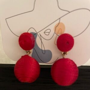 Red drop earrings 🌞
